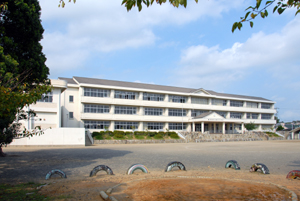 �L�����w�Z