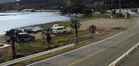 大型バス駐車可 (ないぜしぜん村向かい)